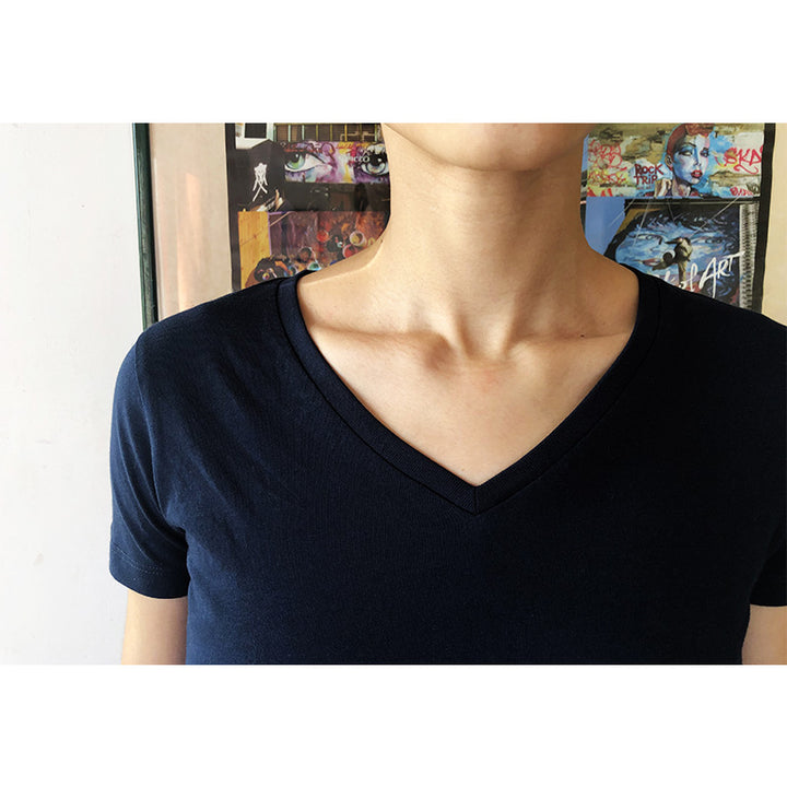 VM ♻ T-shirt Femme col V bleu nuit en coton BIO (vêtements moches)