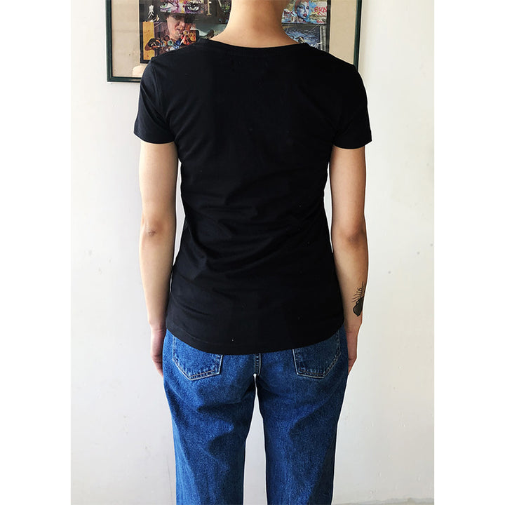 VM ♻ T-shirt Femme col V noir en coton BIO (vêtements moches)